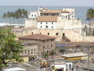 Elmina castle vanaf Fort St. Jago