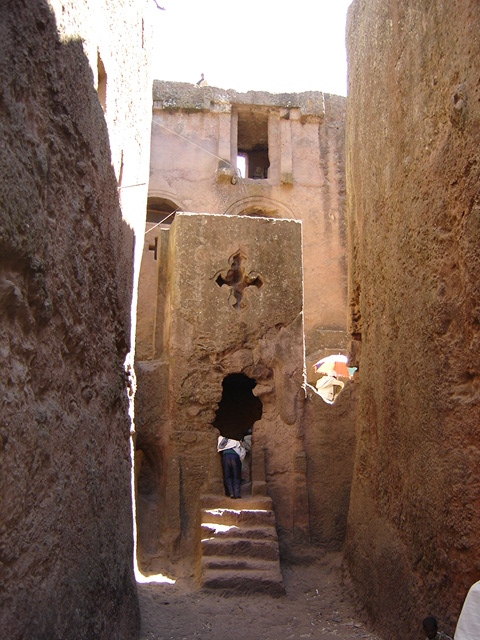 lalibela_church1.JPG