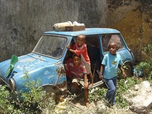 kinderen in Stone Town Zanzibar
